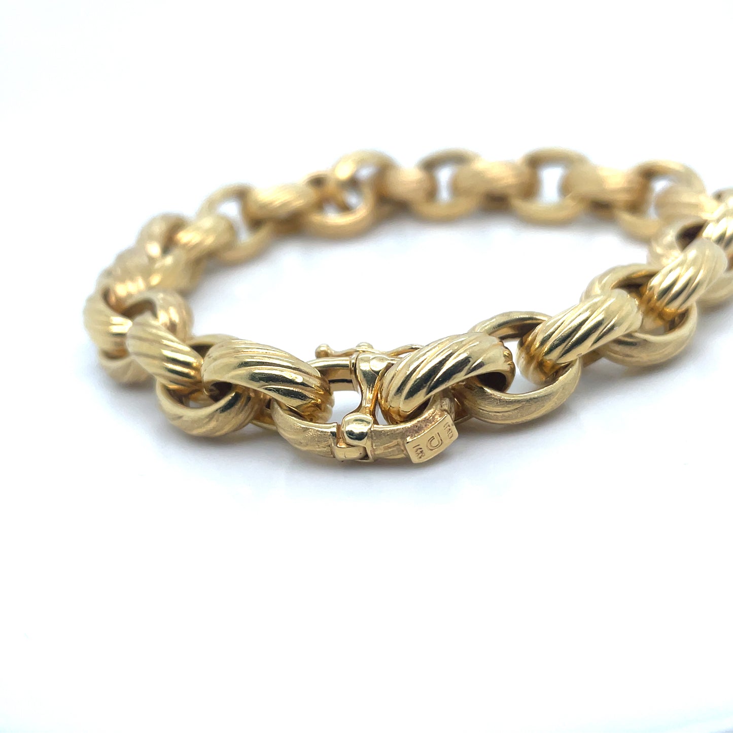 14k Yellow Gold Vintage Bracelet