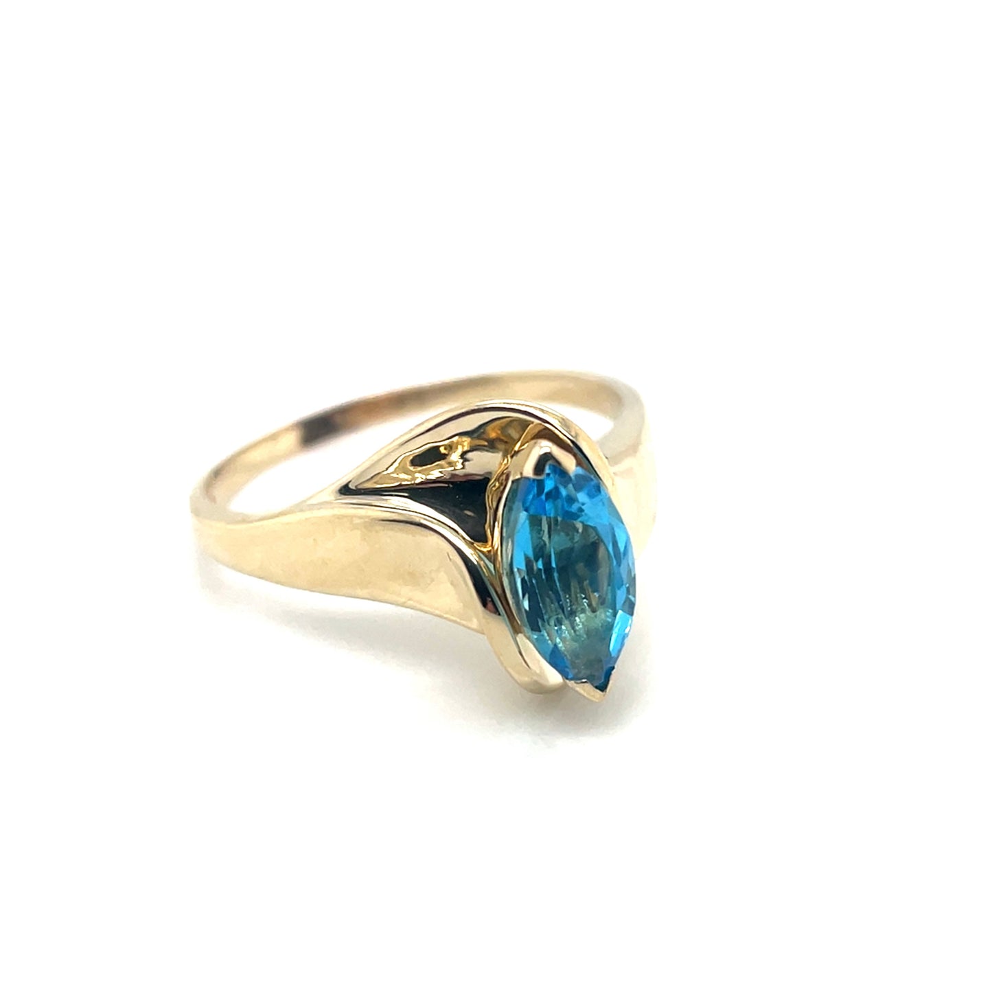 10k Yellow Gold Topaz Ring