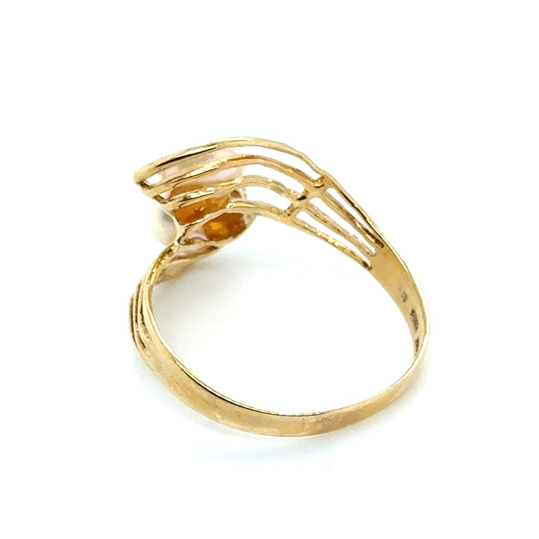 14k Yellow Gold Pearl Ring