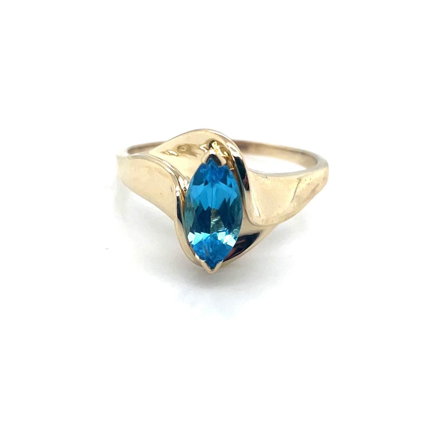 10k Yellow Gold Topaz Ring
