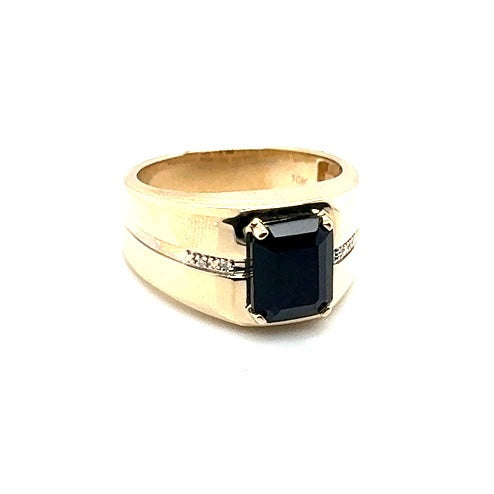 10k Yellow Gold Onyx & Diamonds Men’s Ring