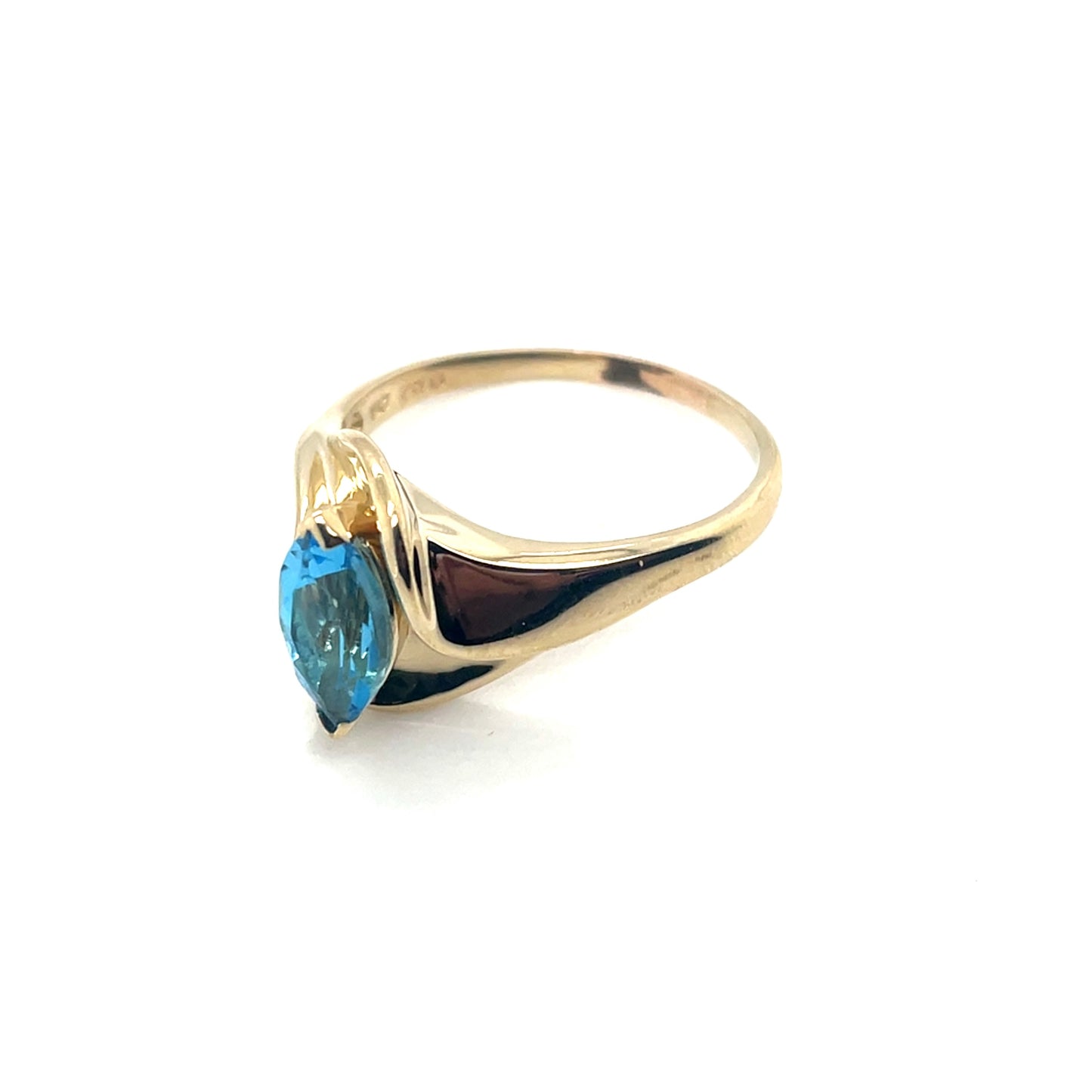 10k Yellow Gold Topaz Ring