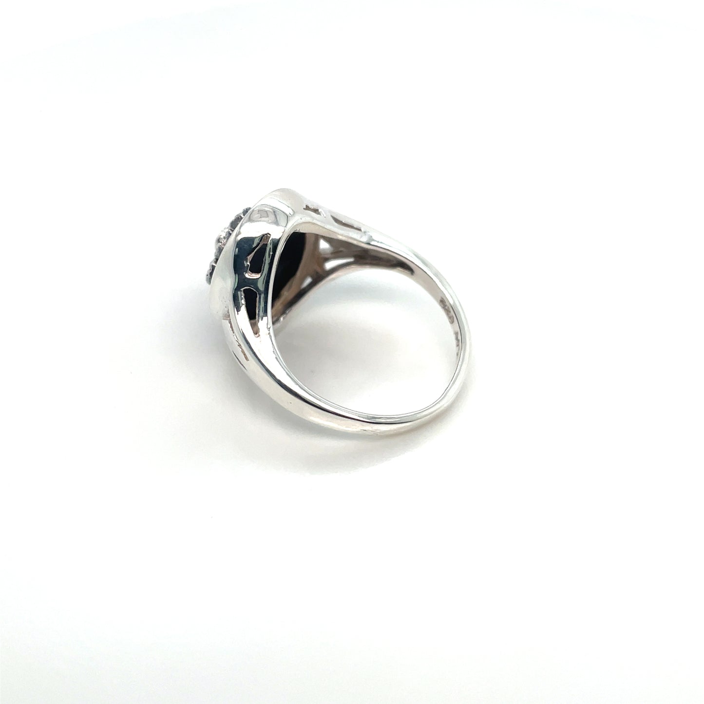 Vintage Oval & Black Onyx Silver Ring