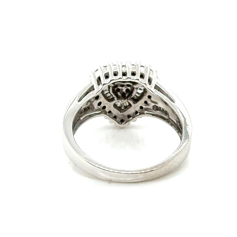 10k White Gold 1 CT TW Diamonds Ring