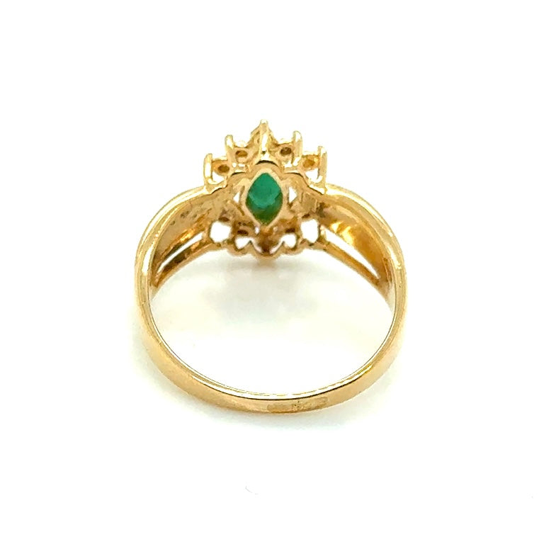 14k Yellow Gold Emerald and Diamonds Ring