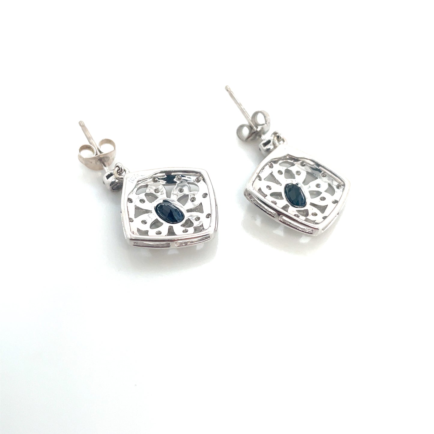 18k White Gold Sapphire Diamonds Earrings