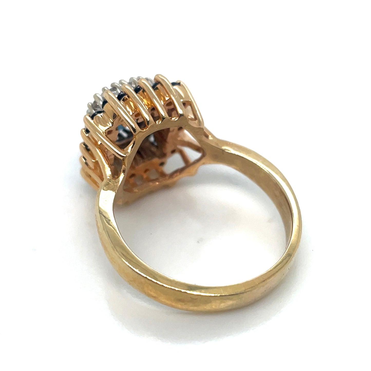 14k Yellow Gold Sapphire Diamonds Ring