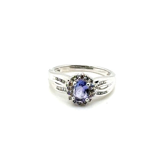 14k White Gold Tanzanite and Diamonds Ring