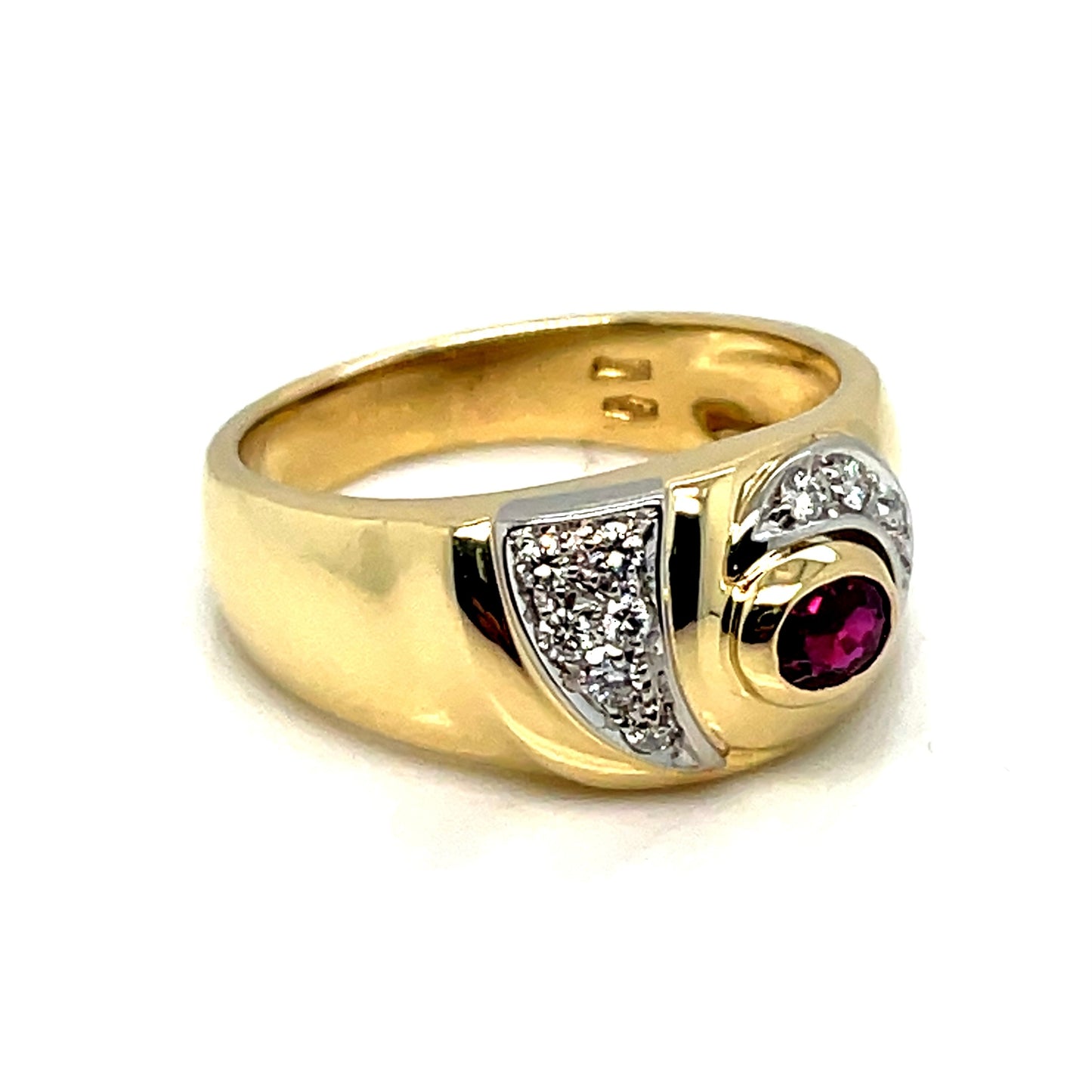 18k Yellow Gold Ruby Diamond Ring