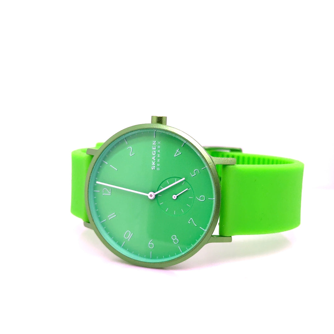 Skagen Denmark Stainless Steel Caseback Green Watch