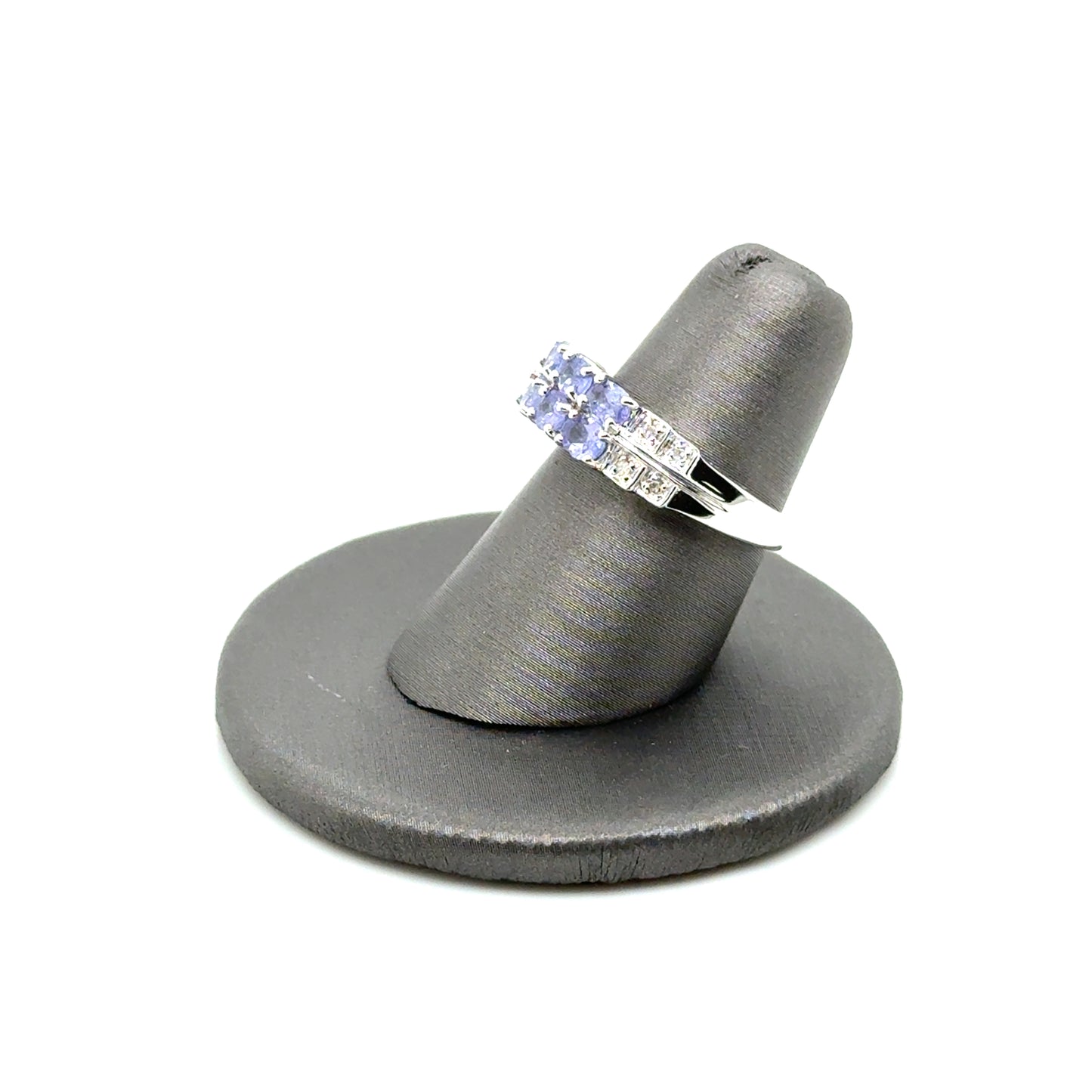 10k White Gold Tanzanite and Diamonds Ring