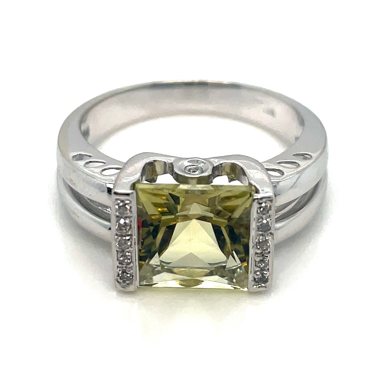 14k White Gold Lemon Quartz Diamond Ring