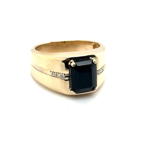 10k Yellow Gold Onyx & Diamonds Men’s Ring