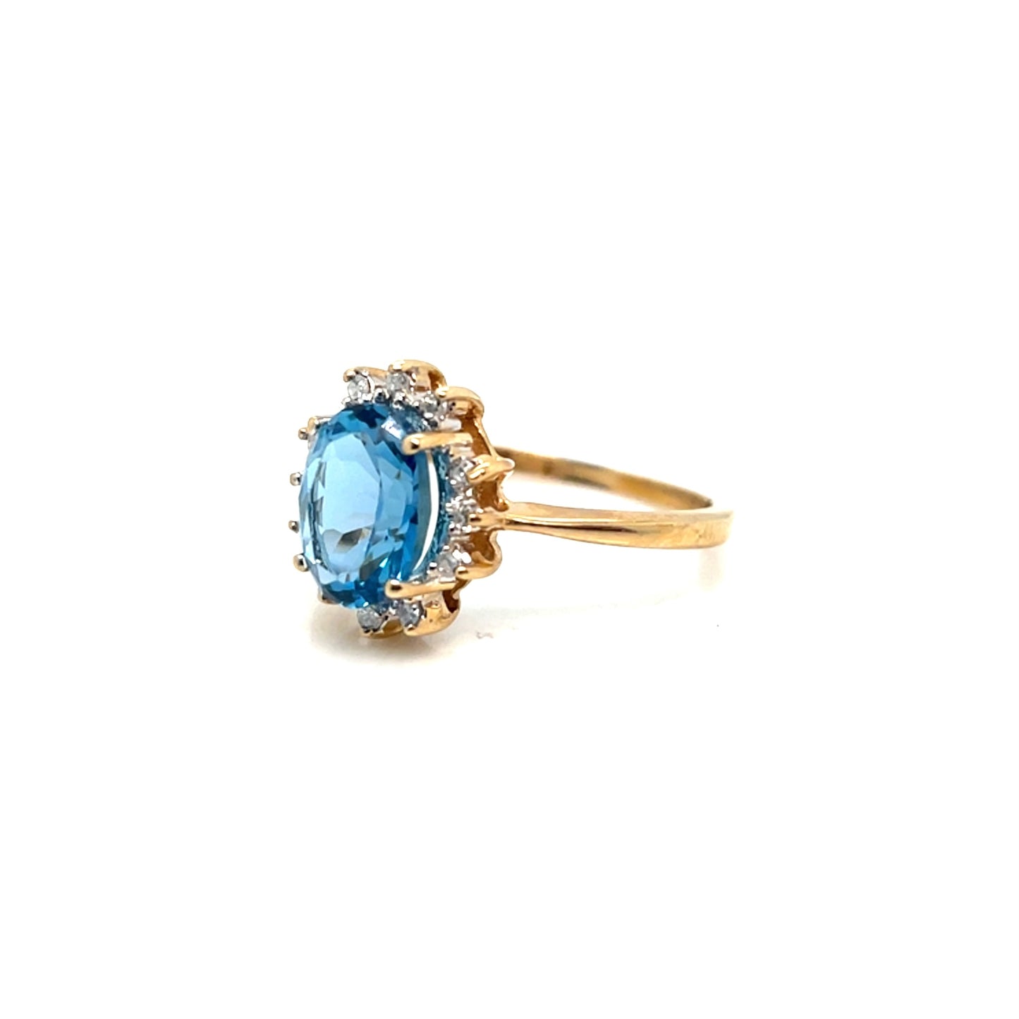 10k Yellow Gold Topaz and Diamonds Ring