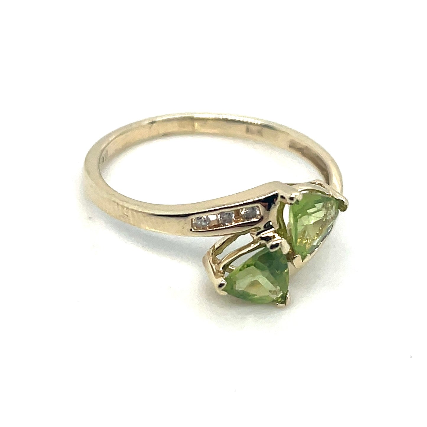 10k Yellow Gold Peridot Diamond Ring