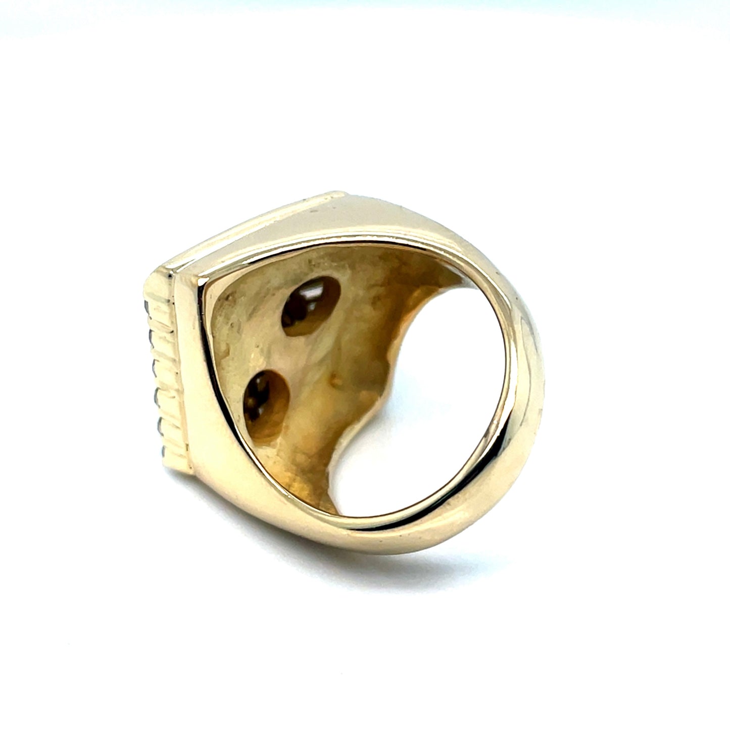 18k Yellow Gold Round and Baguettes 3 CT TW Diamonds Ring