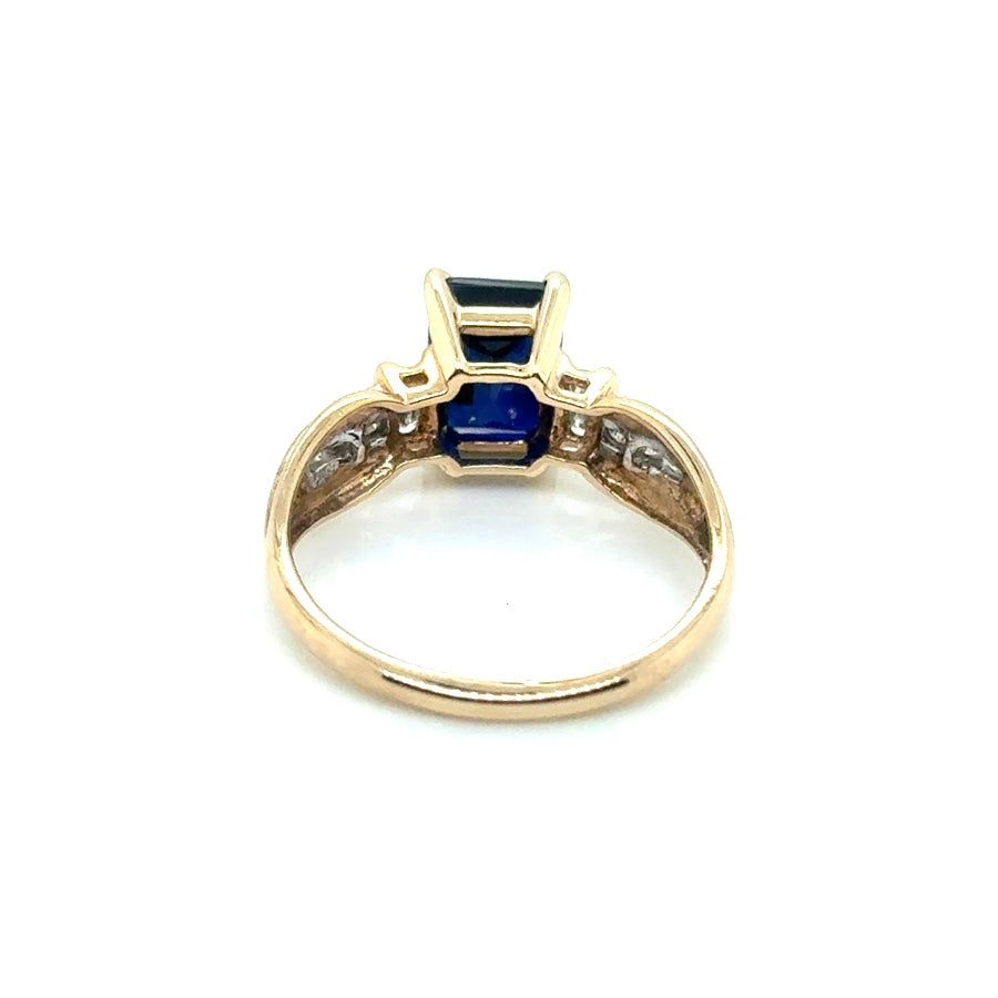 10k Yellow Gold Synthetic Sapphire and Diamonds Ring