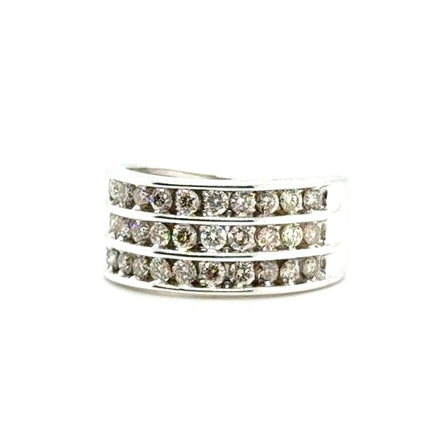 14k White Gold 1.2 CT TW Diamonds Ring