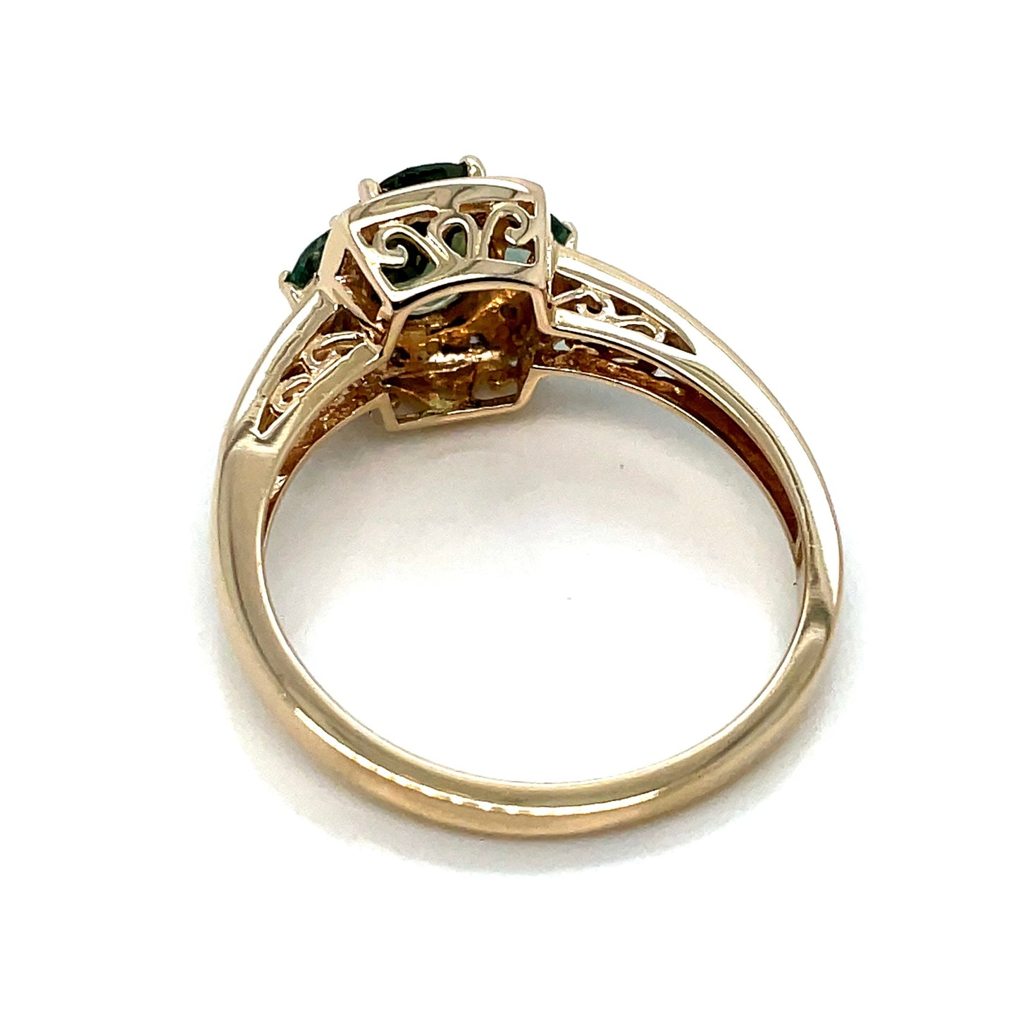14k Yellow Gold Peridot and Diamond Ring