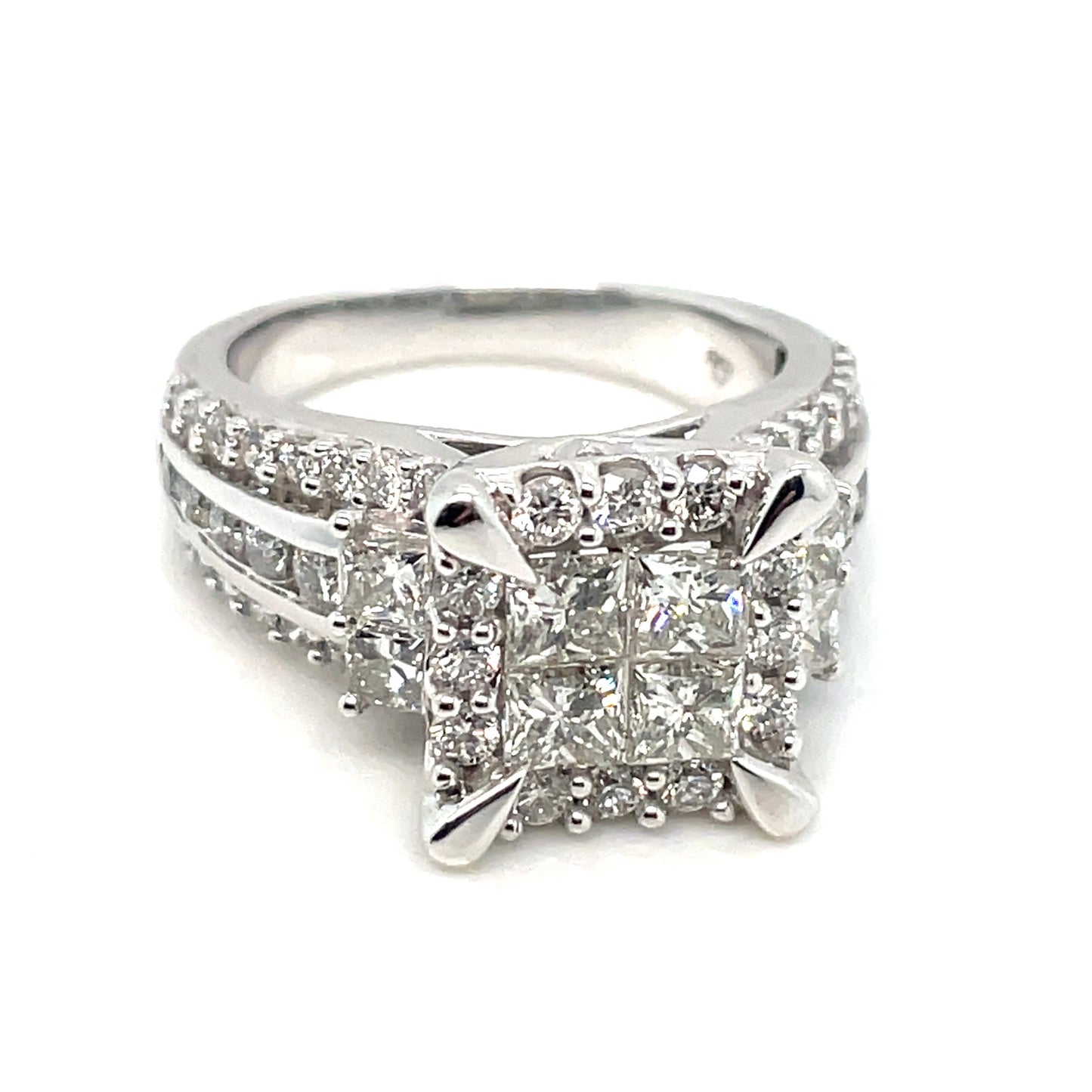 14k White Gold Engagement 3.10 CT TW Diamonds Ring