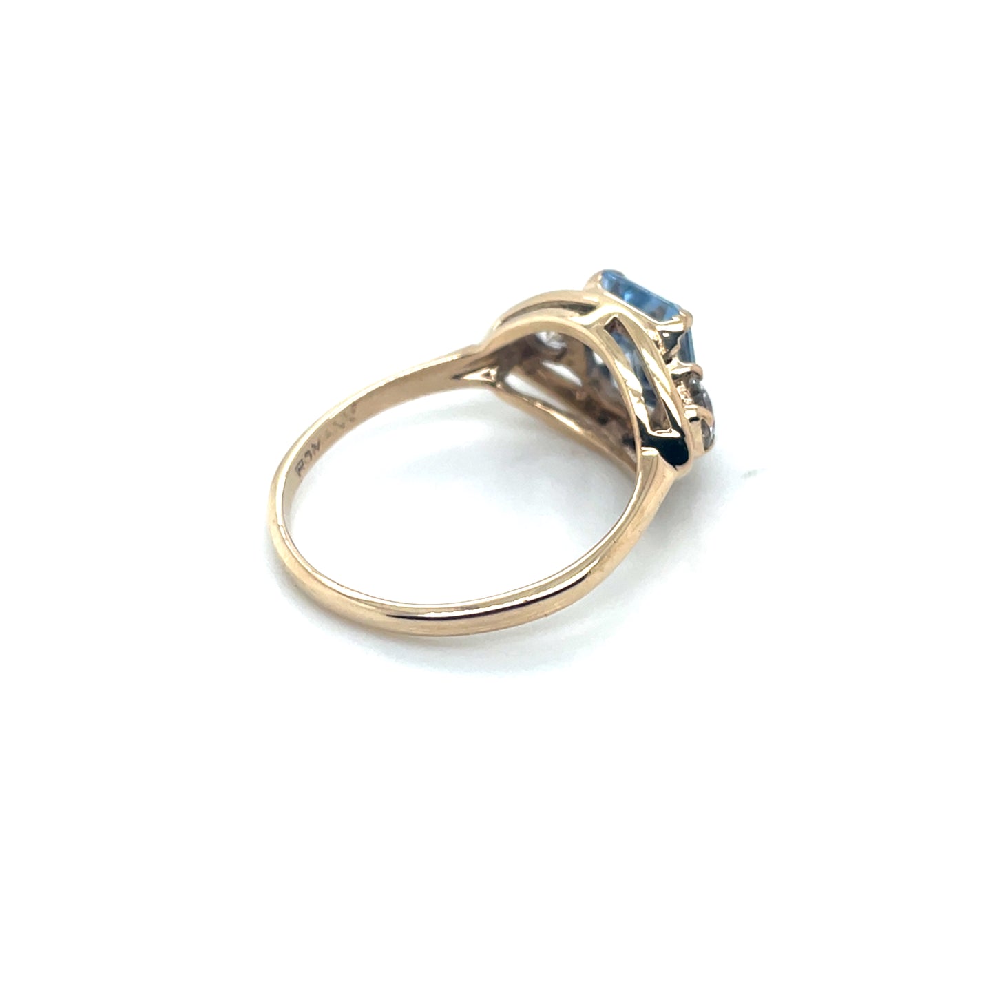 10k Yellow Gold Topaz and Cubic Zirconia Romany Ring