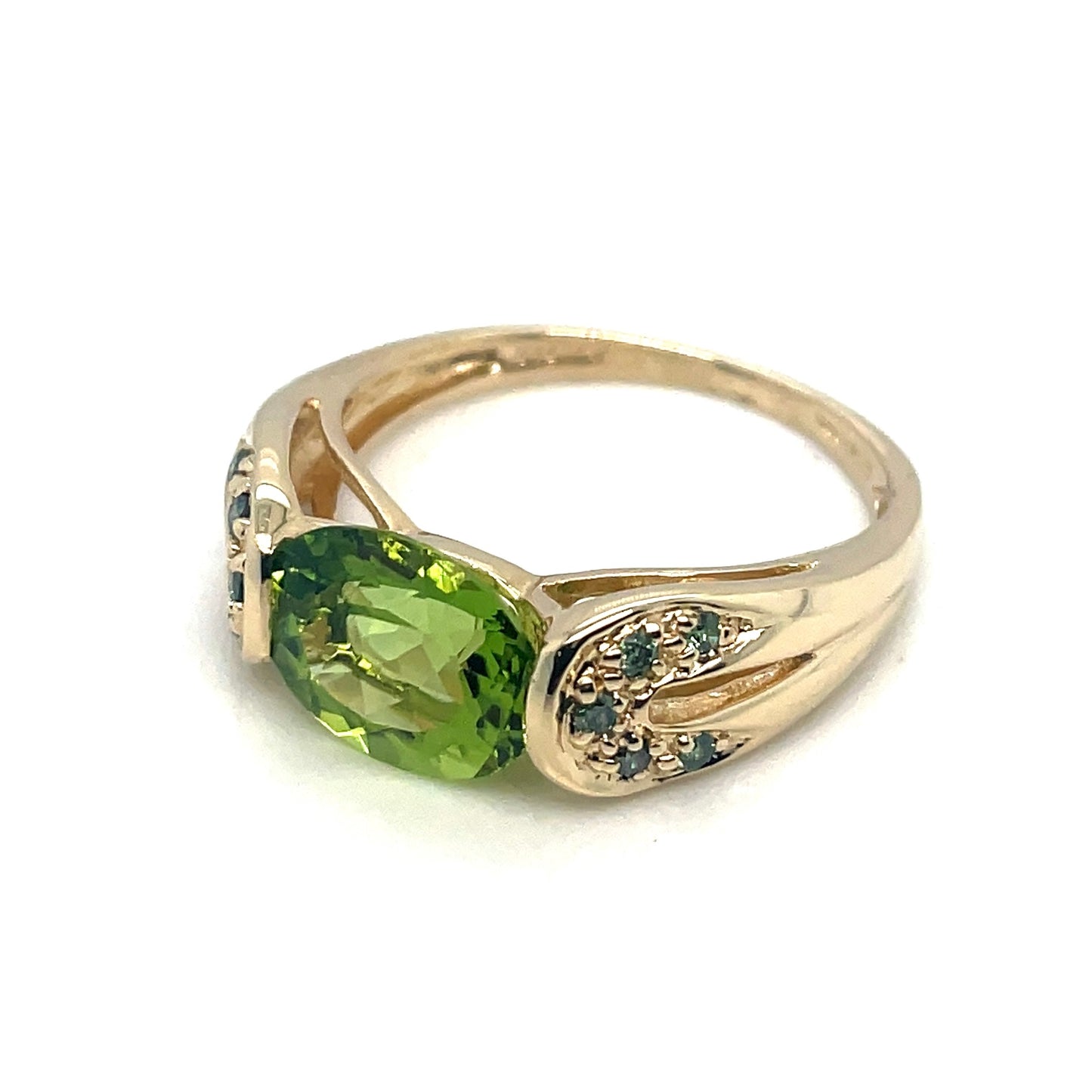 14k Yellow Gold Peridot Ring