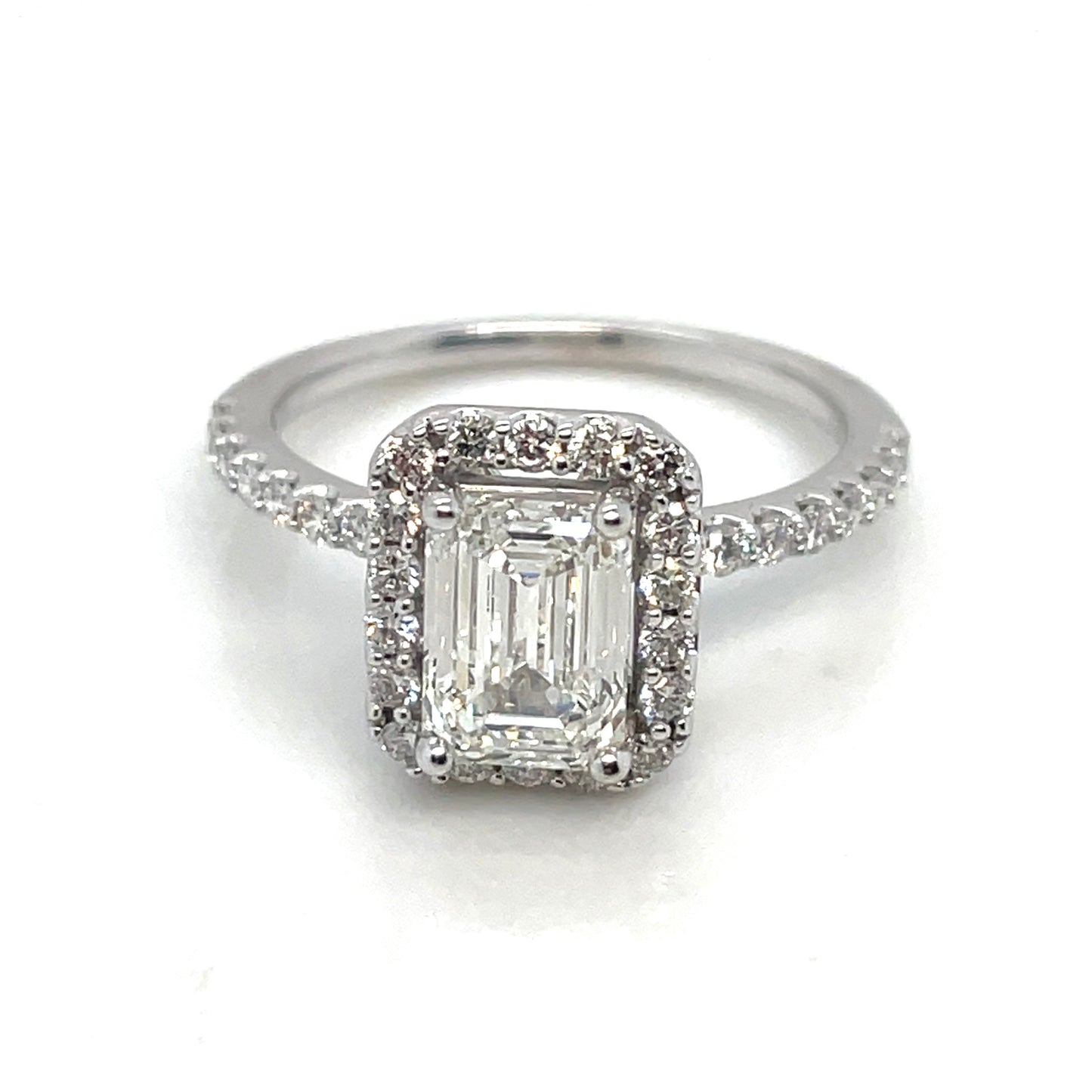 14k White Gold Engagement 1.70 CT TW Diamonds Ring
