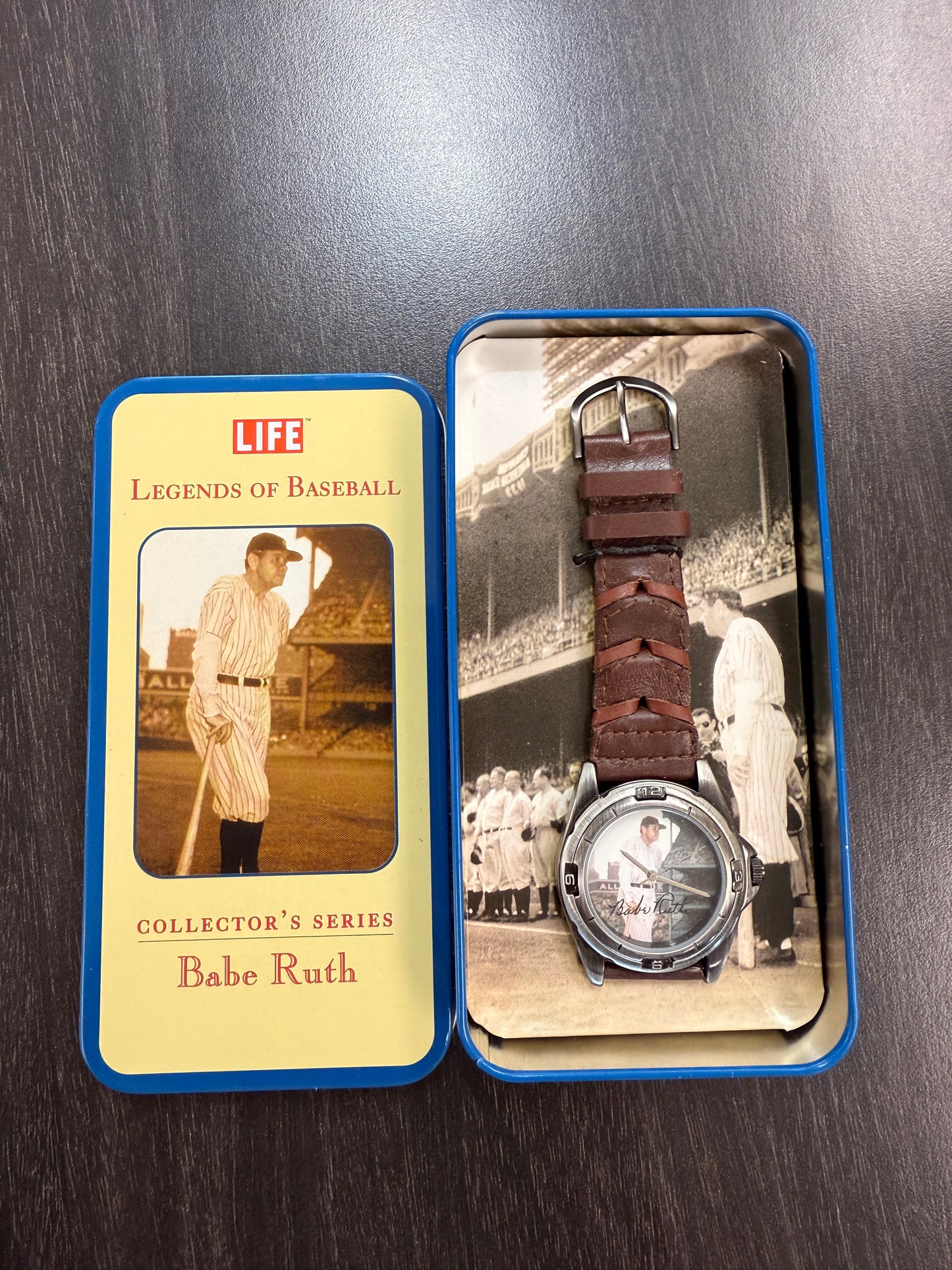 BABE RUTH Leather Band Watch