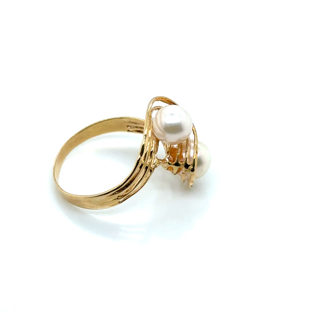 14k Yellow Gold Pearl Ring