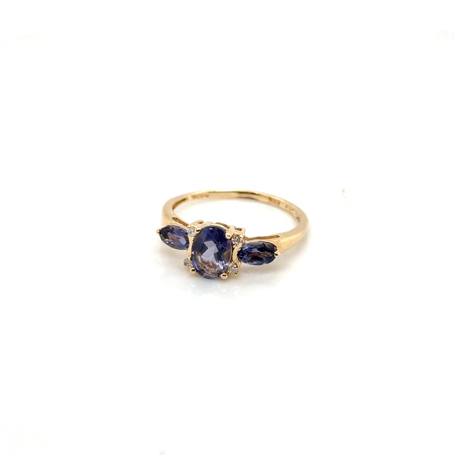 14k Yellow Gold Tanzanite and Diamonds Ring