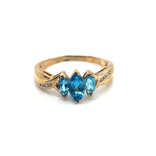 10k Yellow Gold Topaz and Diamonds Ring