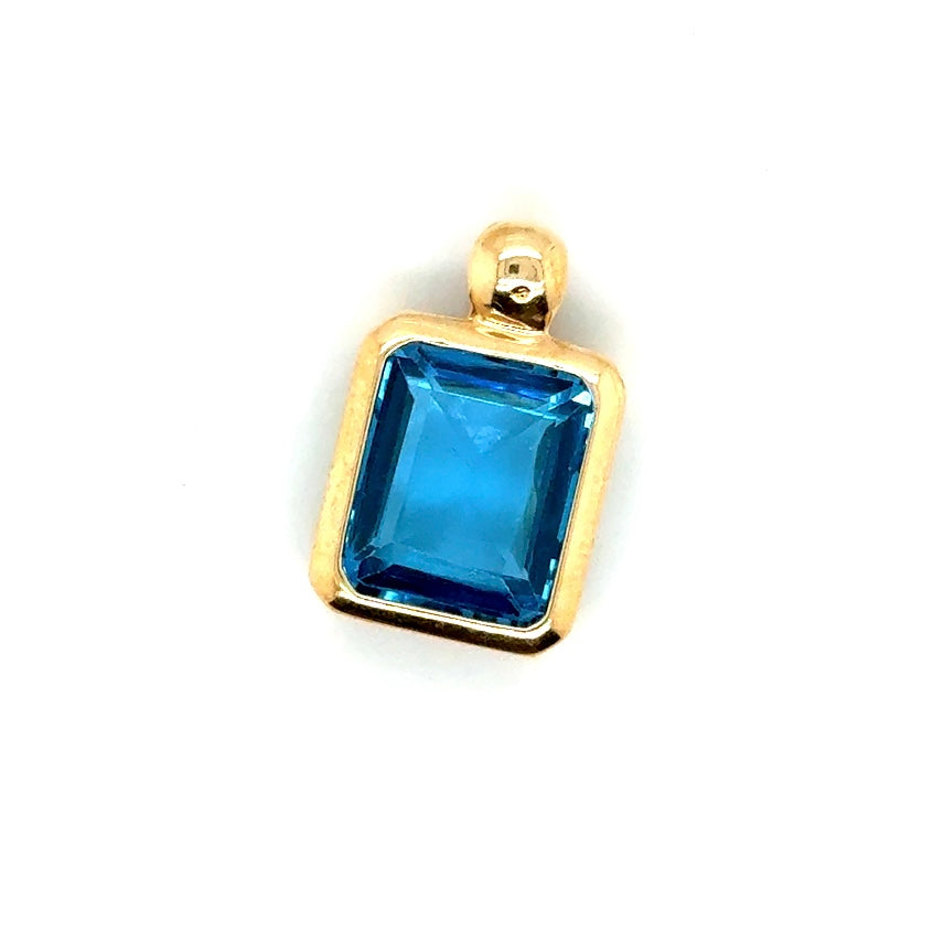 New 14k Yellow Gold Sky Blue Rectangle Topaz Pendant