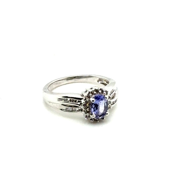 14k White Gold Tanzanite and Diamonds Ring