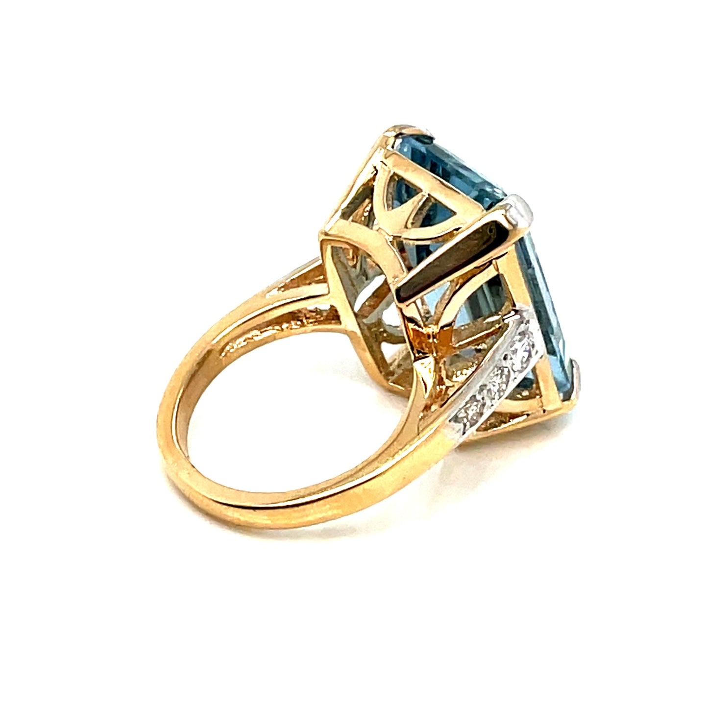 14k Yellow Gold 14 CT Aquamarine Diamond Cocktail Ring
