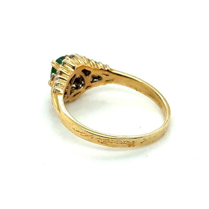 14k Yellow Gold Emerald and Diamonds Ring