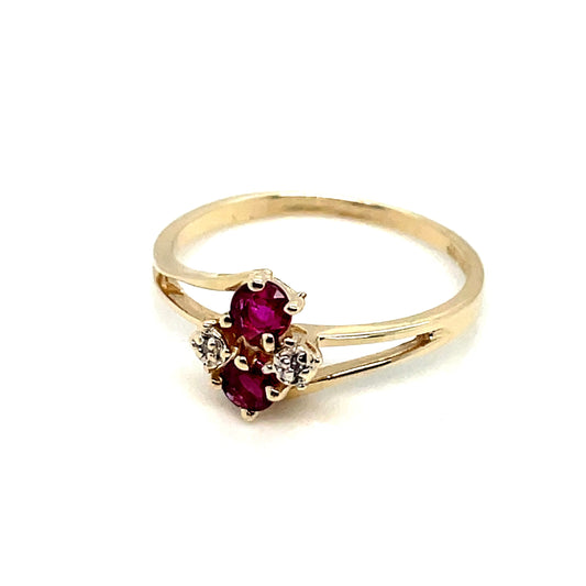 10k Yellow Gold Ruby Diamond Ring