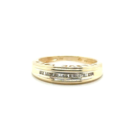 New 10k Yellow Gold Diamond “ I love You” Ring
