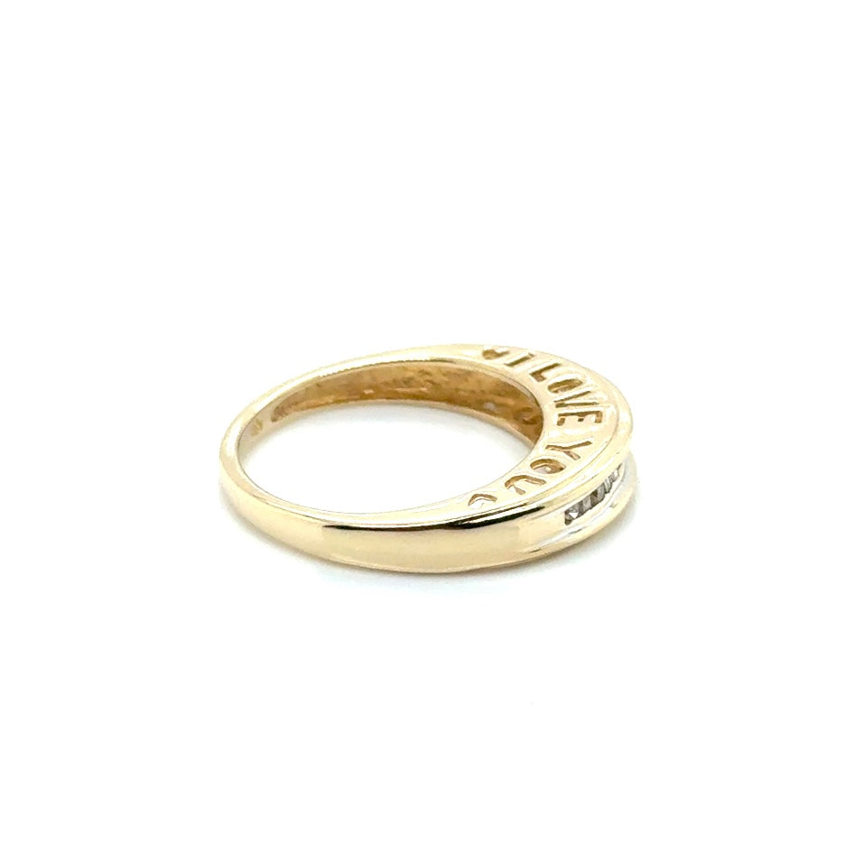 New 10k Yellow Gold Diamond “ I love You” Ring