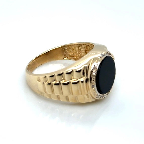 10k Yellow Gold Onyx and Diamonds Men’s Ring