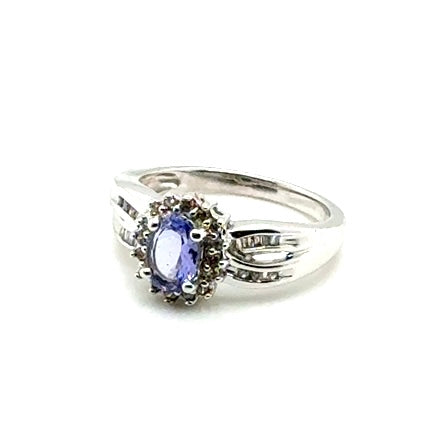 14k White Gold Tanzanite and Diamonds Ring