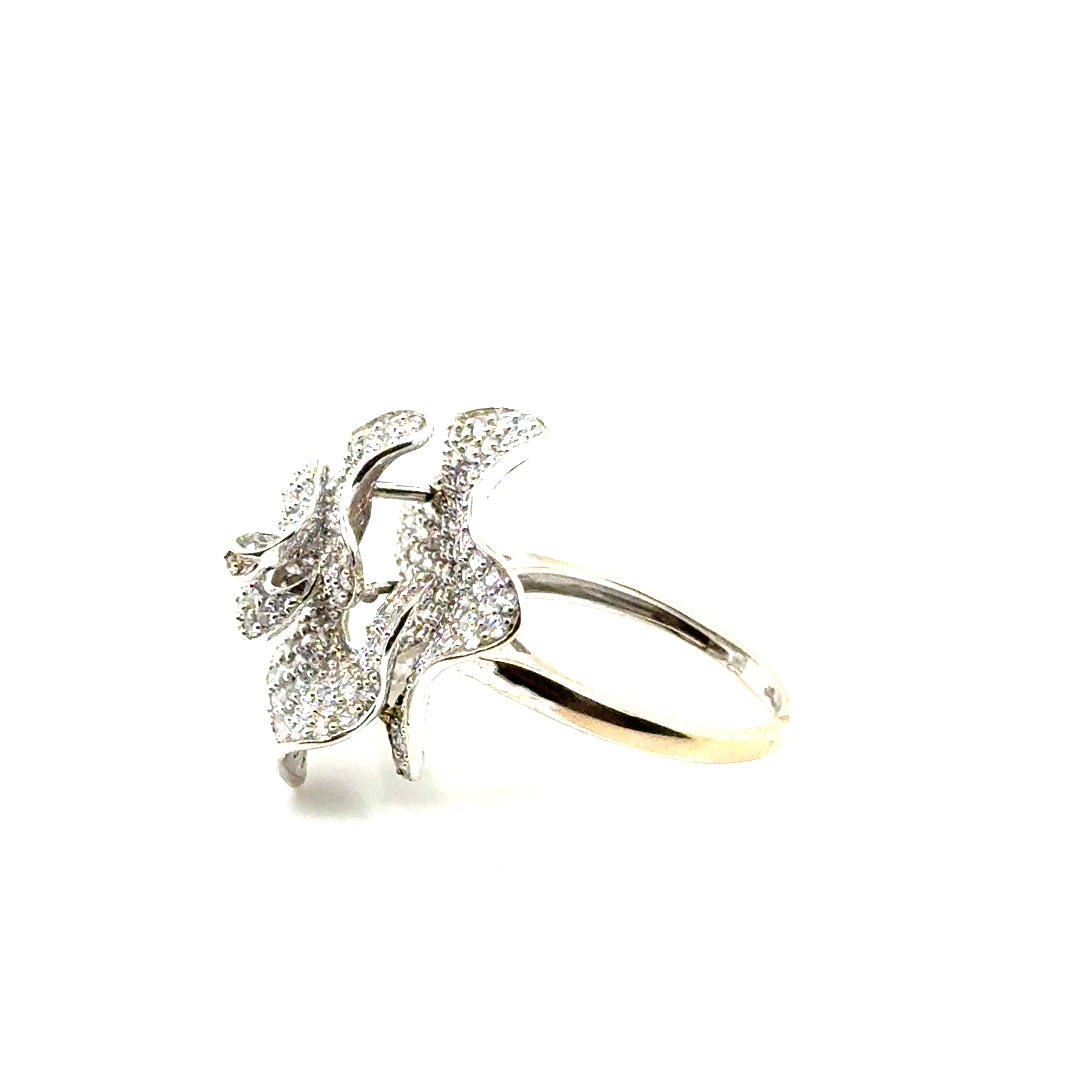 New 10k White Gold CZ Flower Ring
