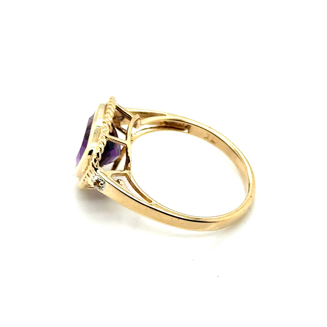 New 10k Yellow Gold Amethyst Ring