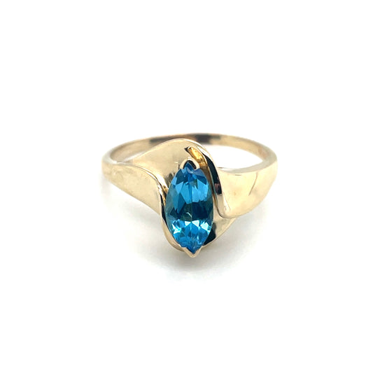 10k Yellow Gold Topaz Ring