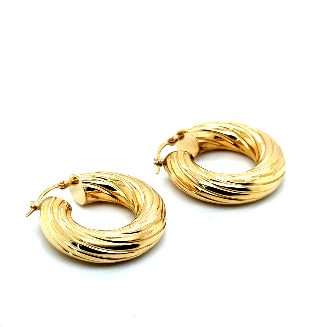 New 18k Yellow Gold Italy Hoops Earrings