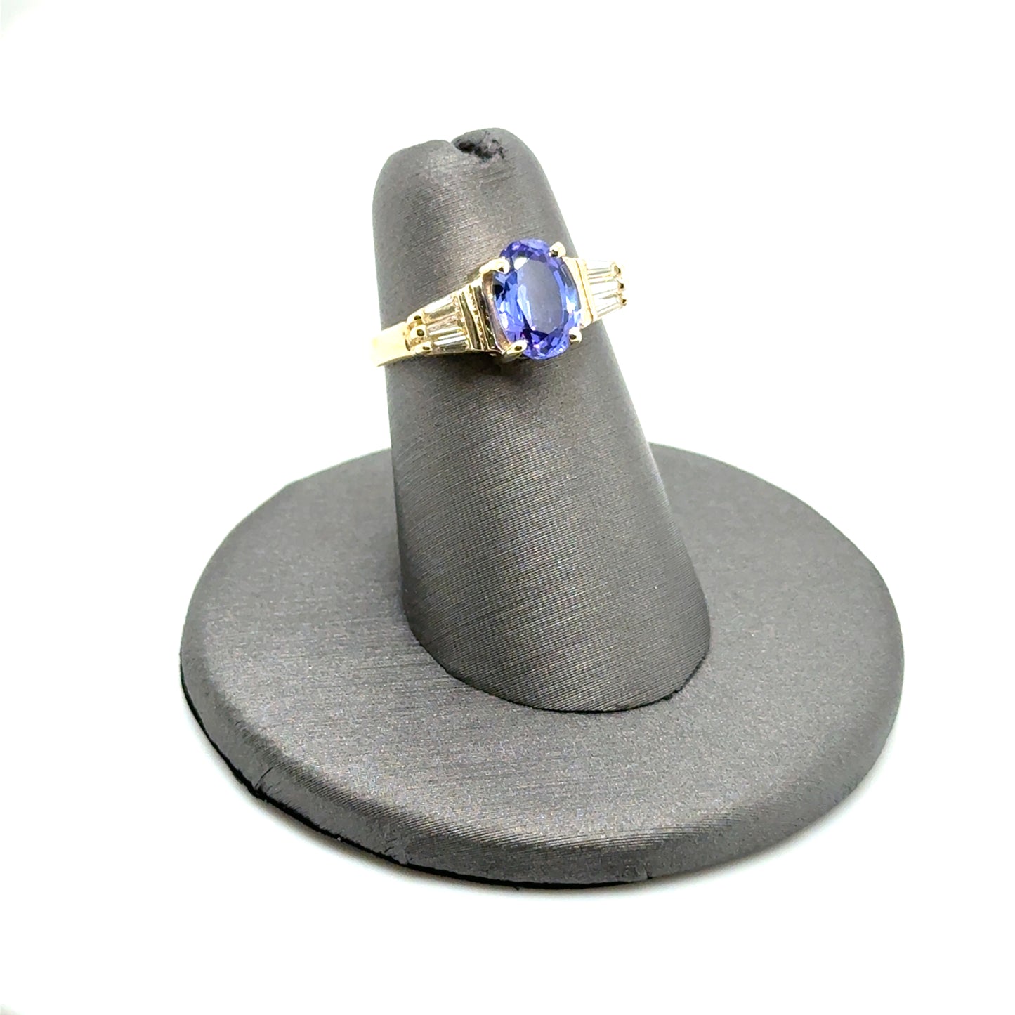 14k Yellow Gold Tanzanite and Diamonds Ring