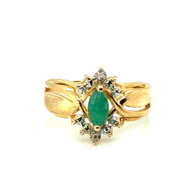 14k Yellow Gold Emerald and Diamonds Ring