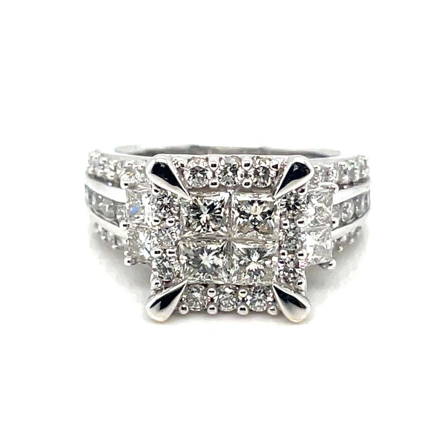 14k White Gold Engagement 3.10 CT TW Diamonds Ring