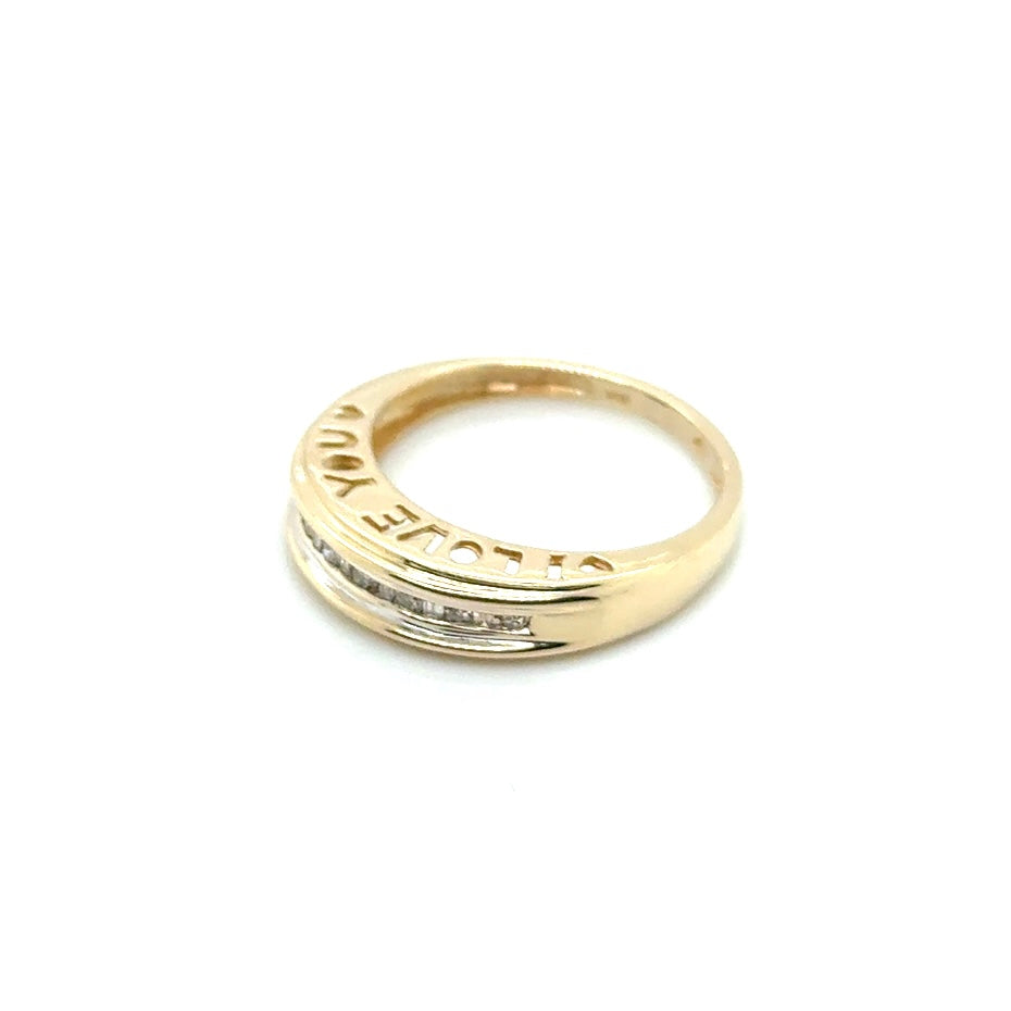 New 10k Yellow Gold Diamond “ I love You” Ring