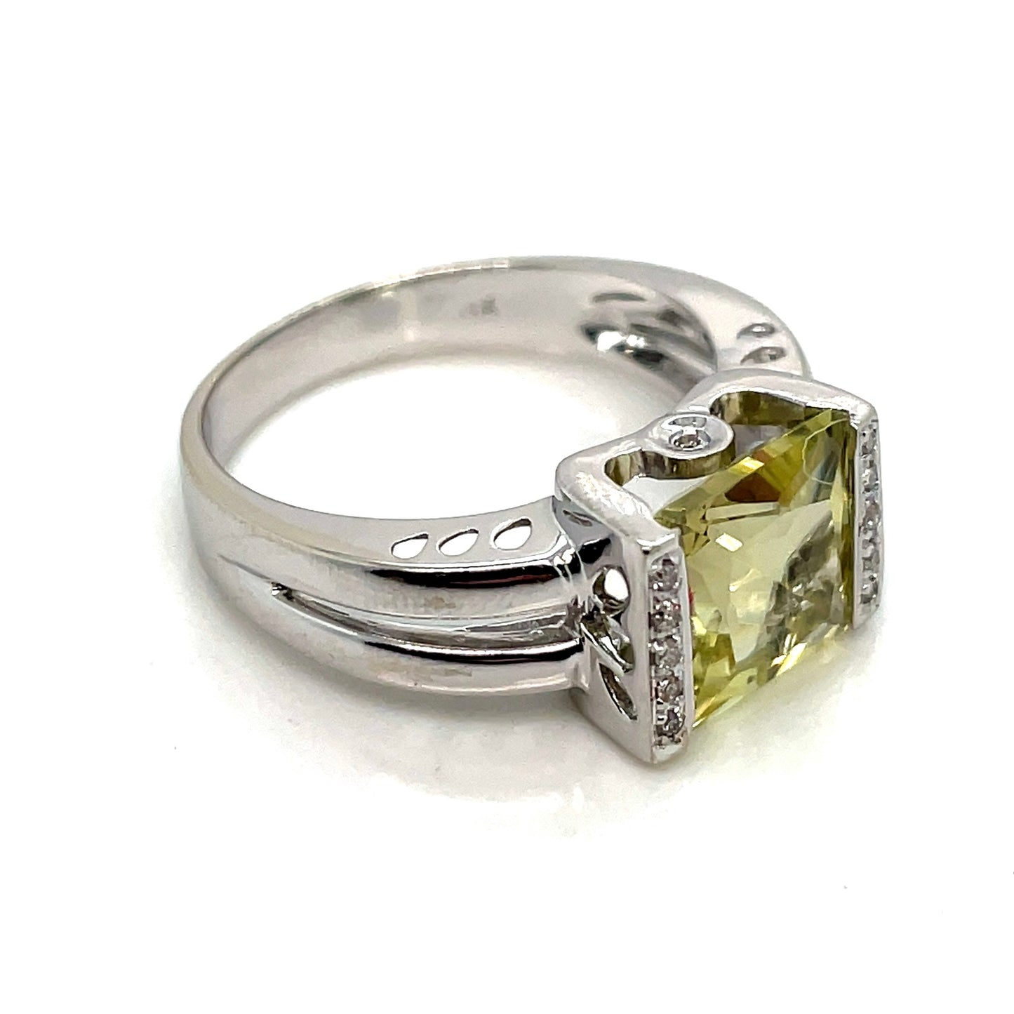 14k White Gold Lemon Quartz Diamond Ring