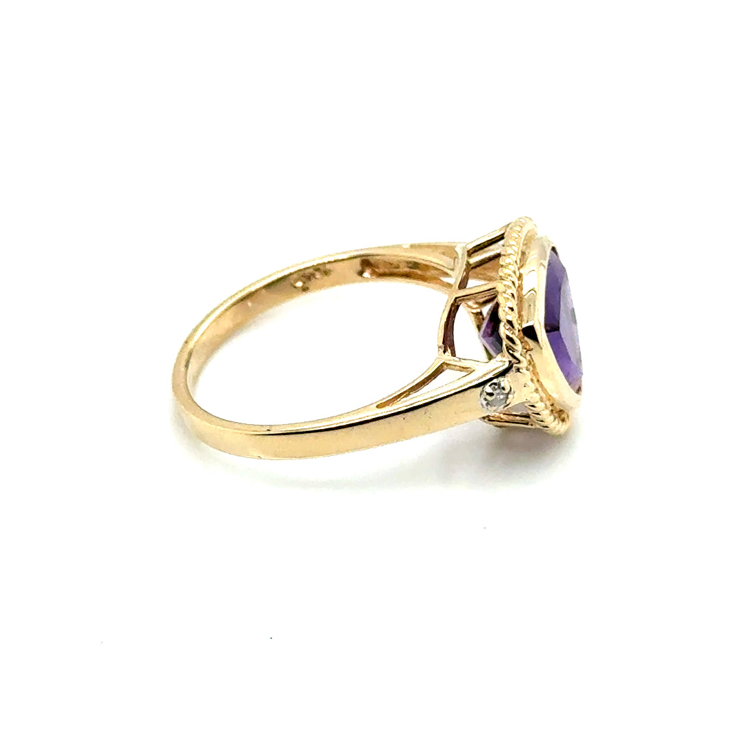 New 10k Yellow Gold Amethyst Ring